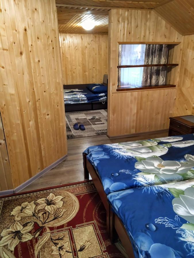Садиба "У Валентини" Yablunytsya Exterior photo