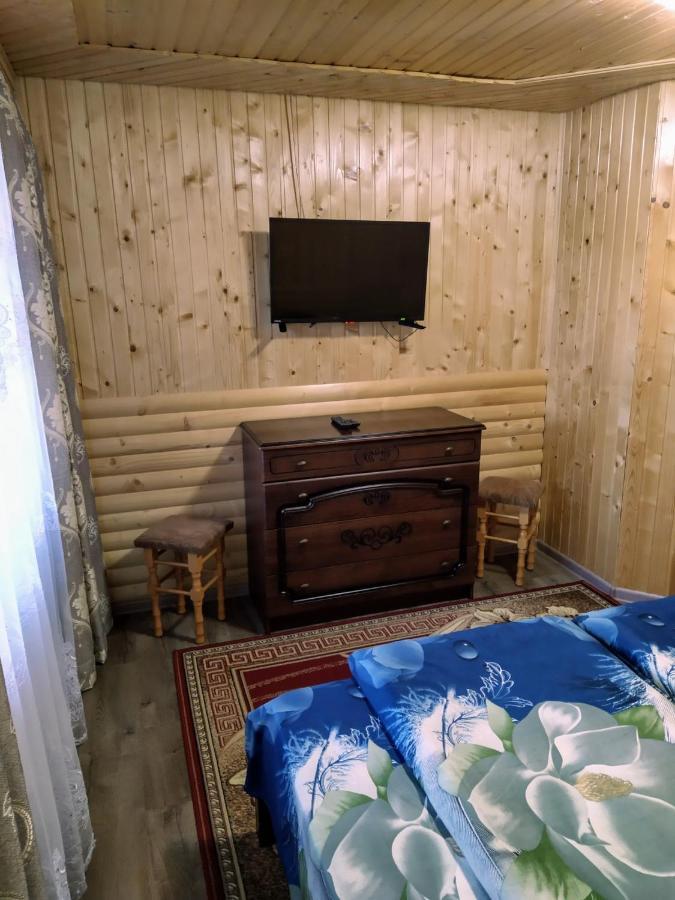 Садиба "У Валентини" Yablunytsya Exterior photo