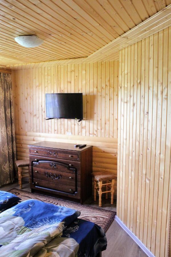 Садиба "У Валентини" Yablunytsya Exterior photo